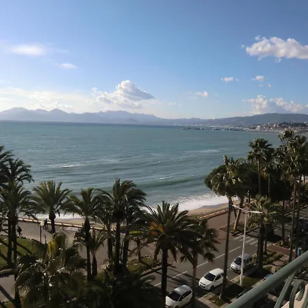 Cannes, 2 Pieces, 4 Personnes - Fr-1-470-20 *